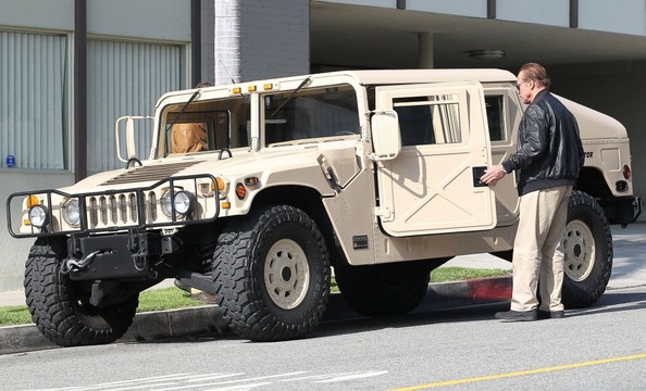 Arnold Schwarzenegger is Back To Driving Hummers