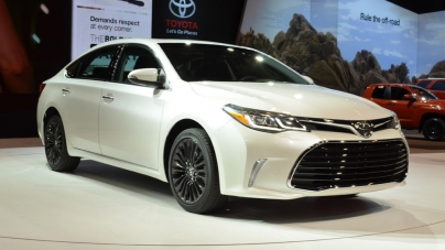 Fit For King Arthur: 2016 Toyota Avalon Gets a Well Deserved Makeover